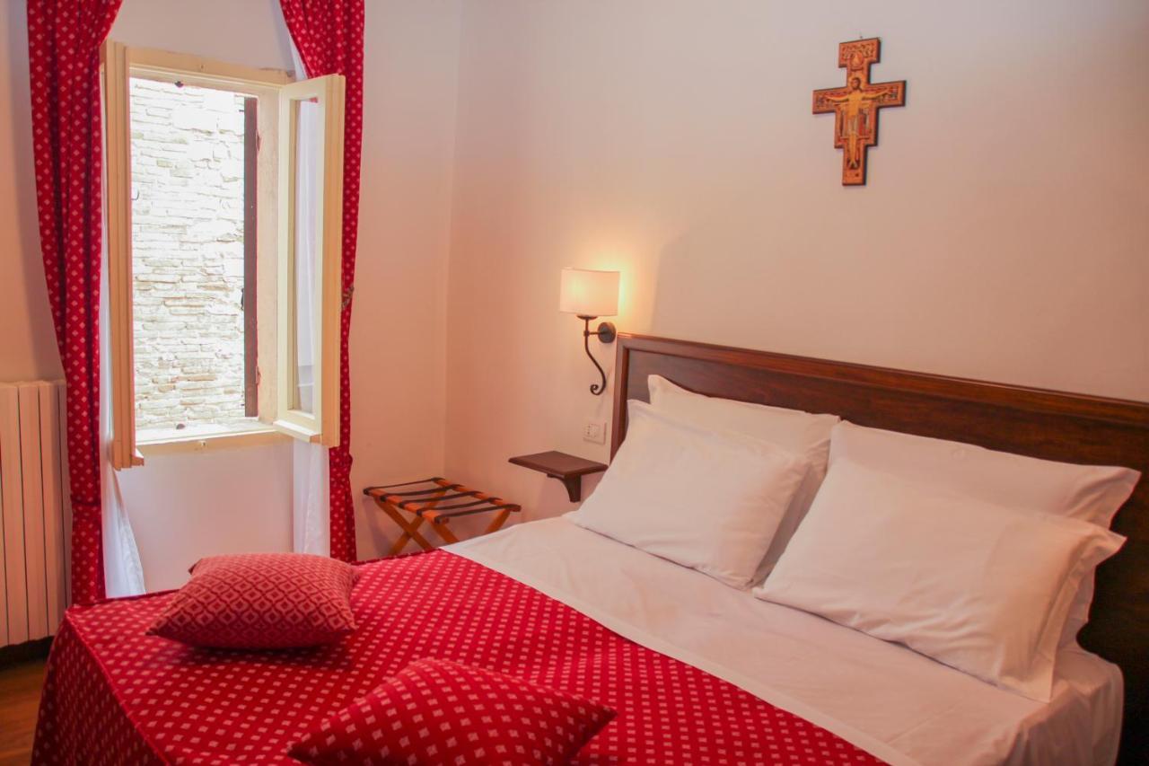 Hotel Pax Assisi Kültér fotó