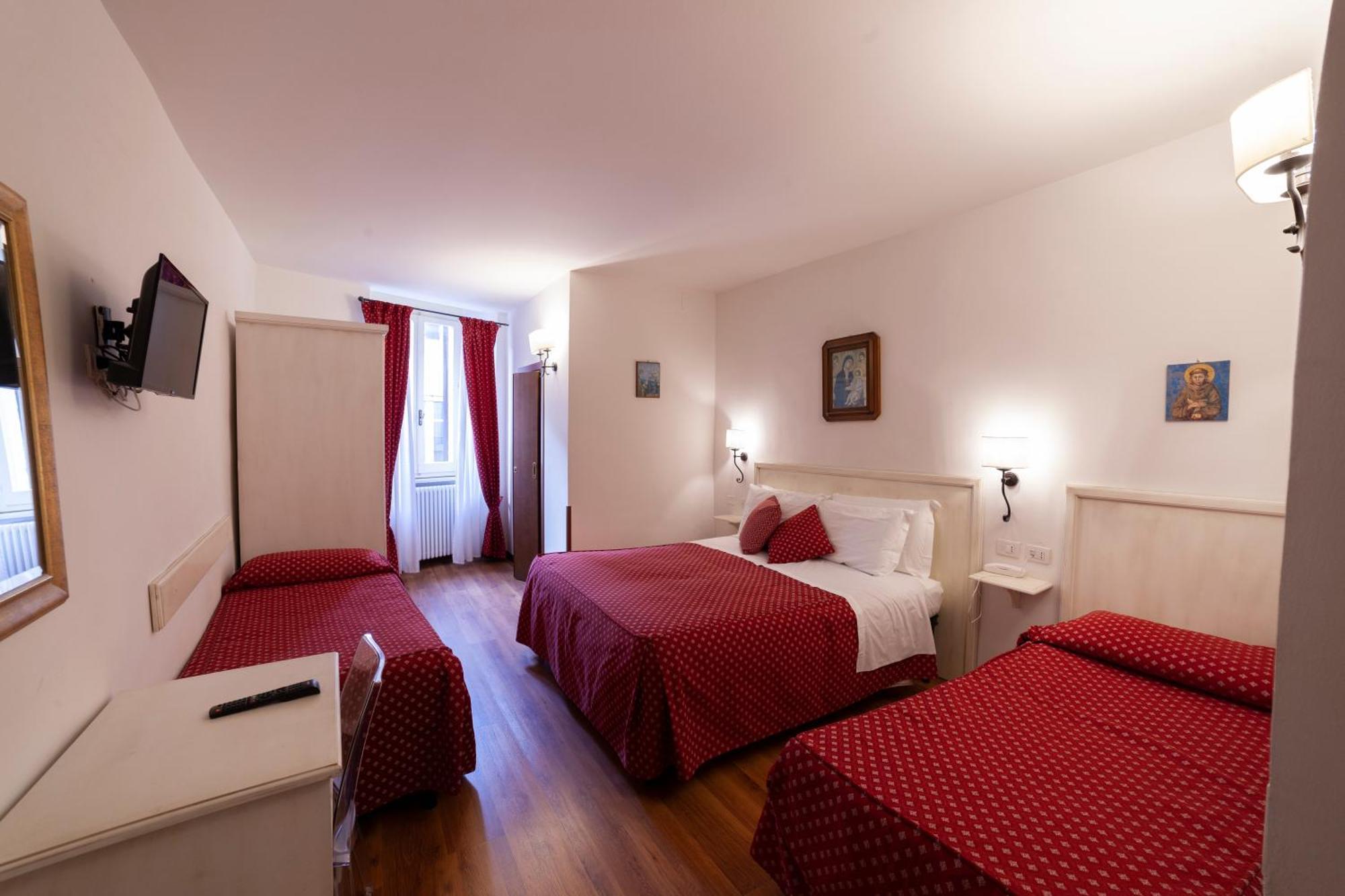 Hotel Pax Assisi Kültér fotó