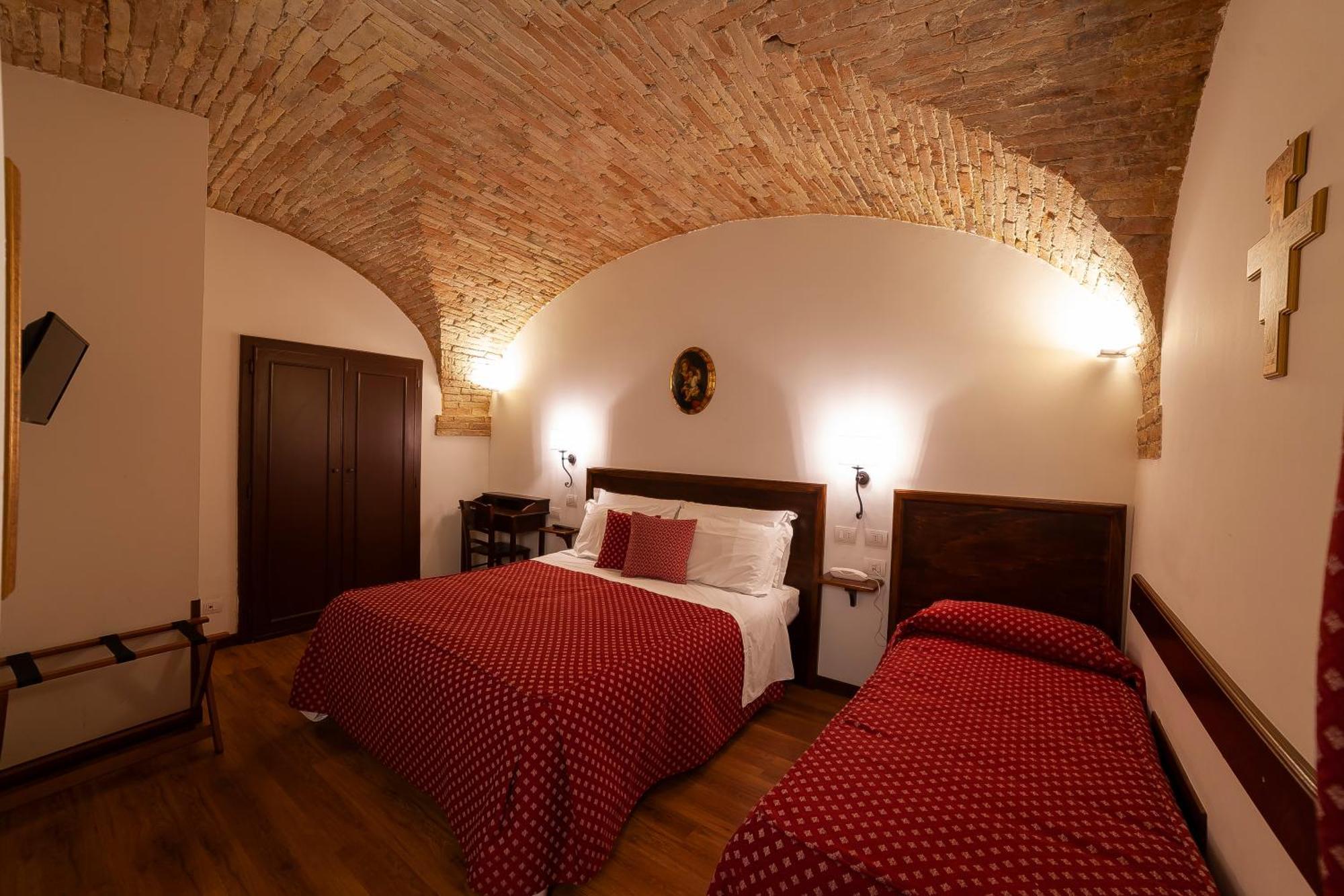 Hotel Pax Assisi Kültér fotó