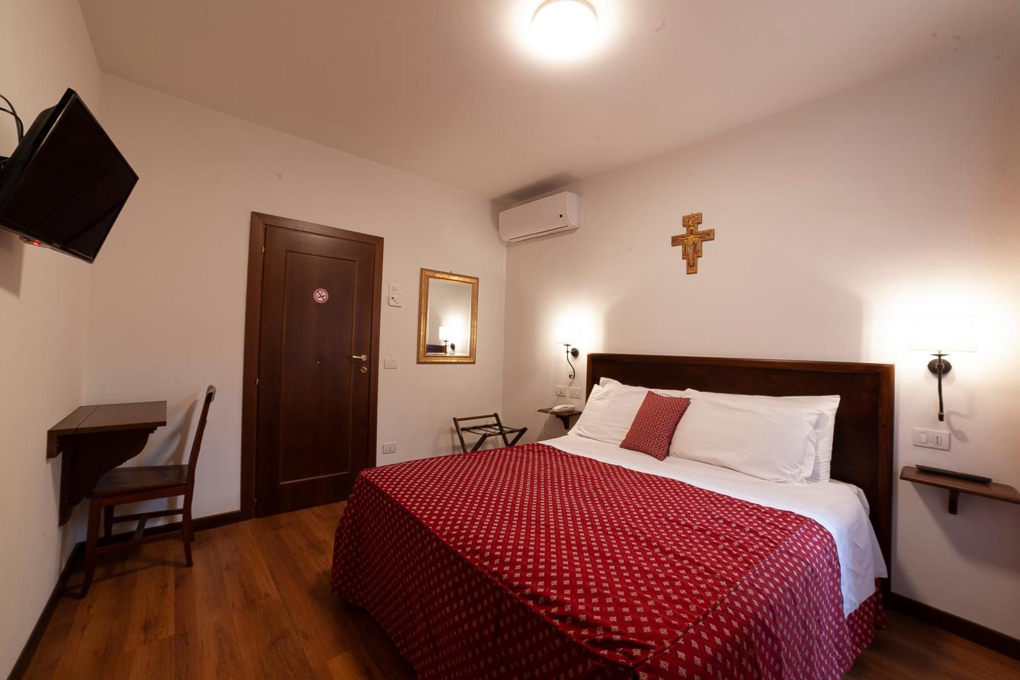 Hotel Pax Assisi Kültér fotó