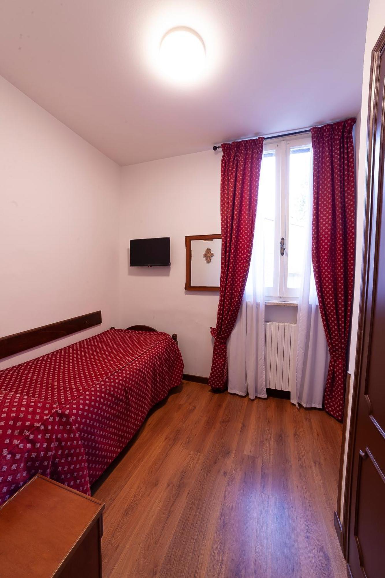 Hotel Pax Assisi Kültér fotó