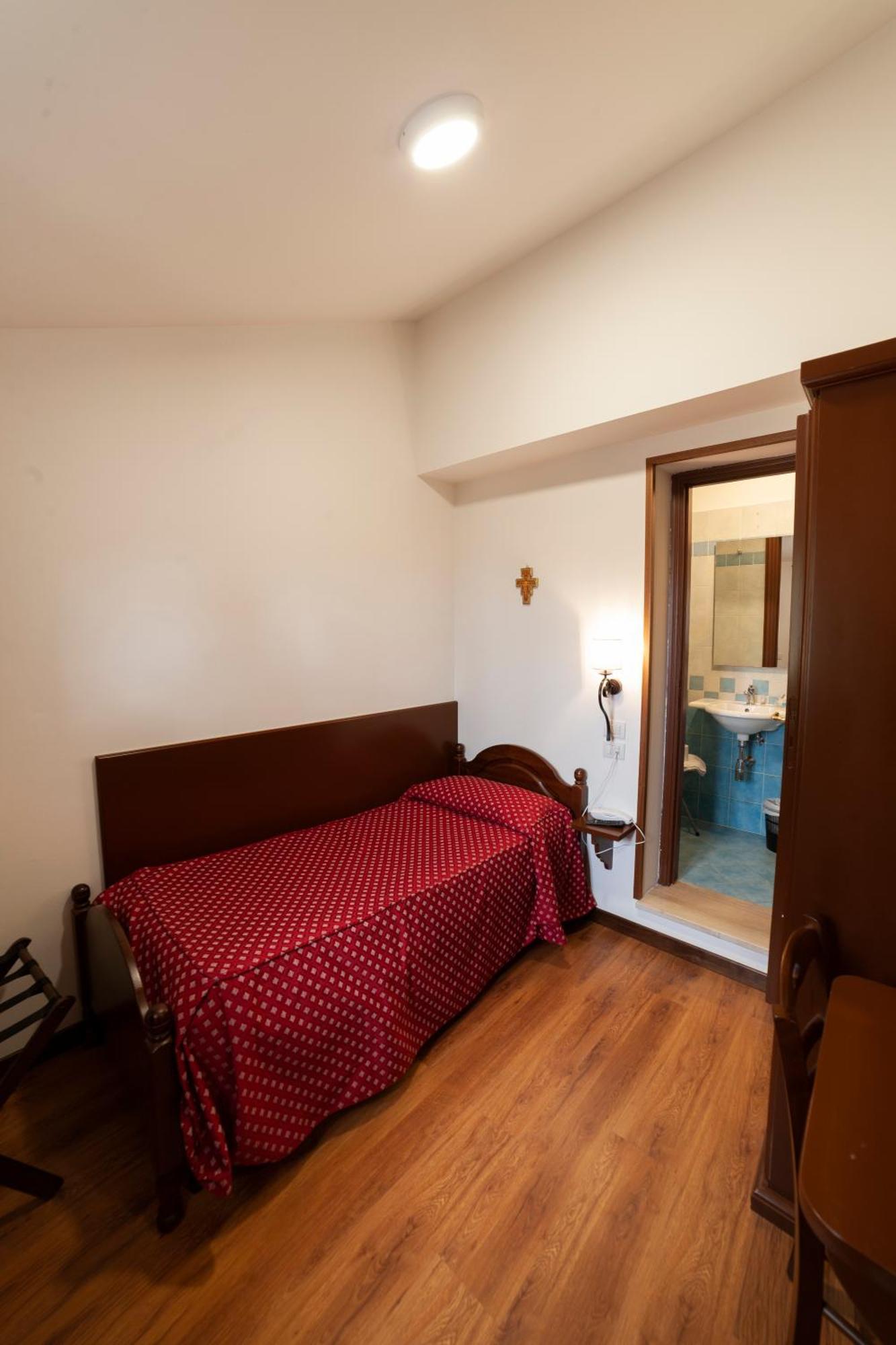 Hotel Pax Assisi Kültér fotó