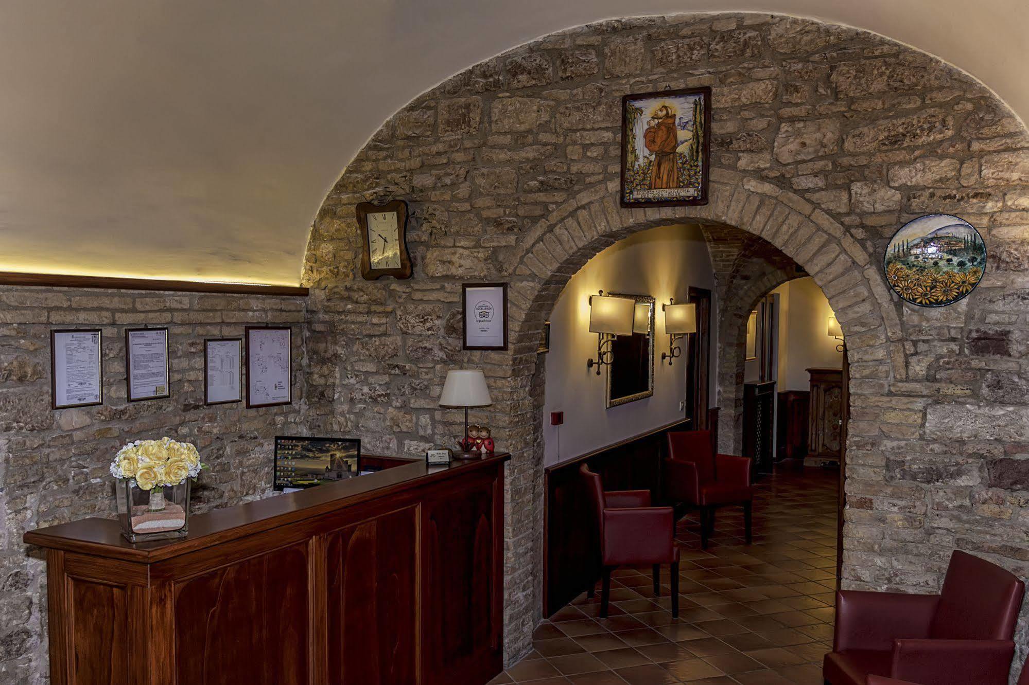 Hotel Pax Assisi Kültér fotó